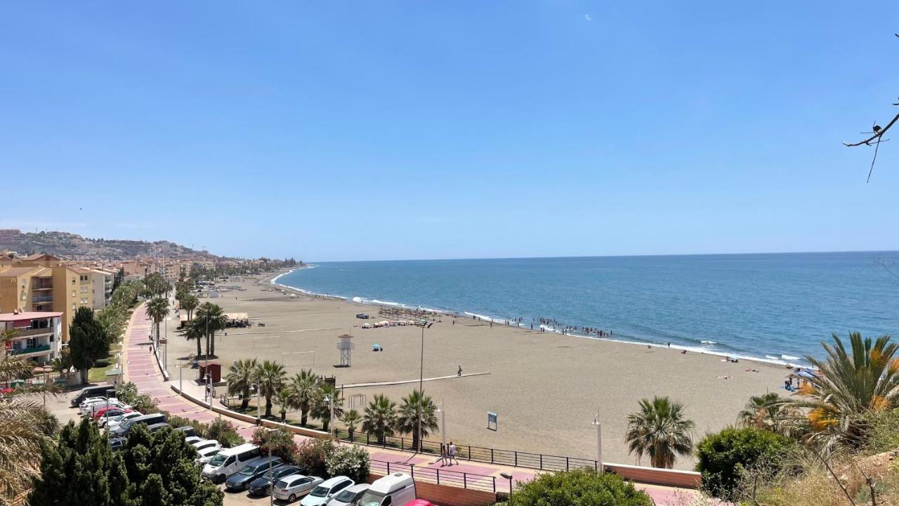 Moderno Piso De 3 Dormitorios En La Playa De Rincon De La Victoria Malaga Exterior photo