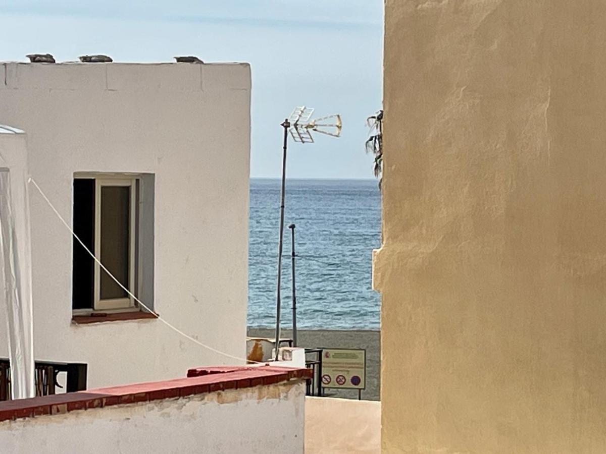 Moderno Piso De 3 Dormitorios En La Playa De Rincon De La Victoria Malaga Exterior photo